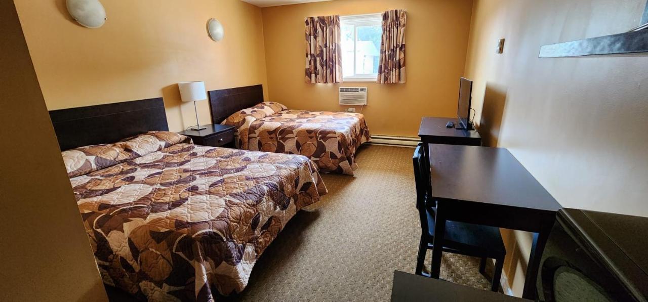 Viking Inn Gimli Bagian luar foto