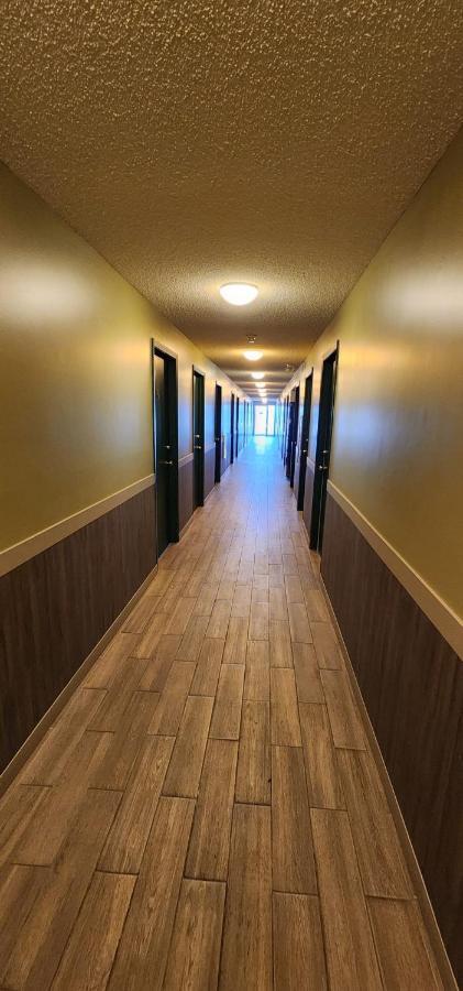 Viking Inn Gimli Bagian luar foto